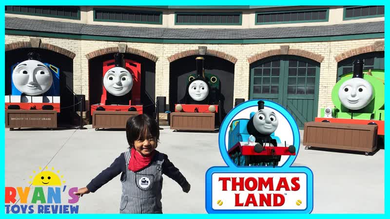 GIANT THOMAS AND FRIENDS kids Train rides at Thomas