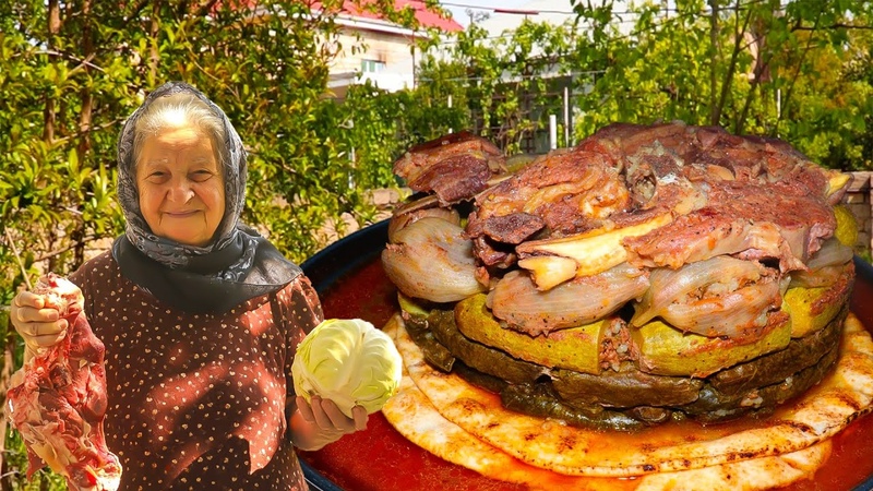 Nənəmin Bağında İftar süfrəsi Bütün tərəvəzlərlə ətlə doldurulmuş İ RAQ DOLMASI