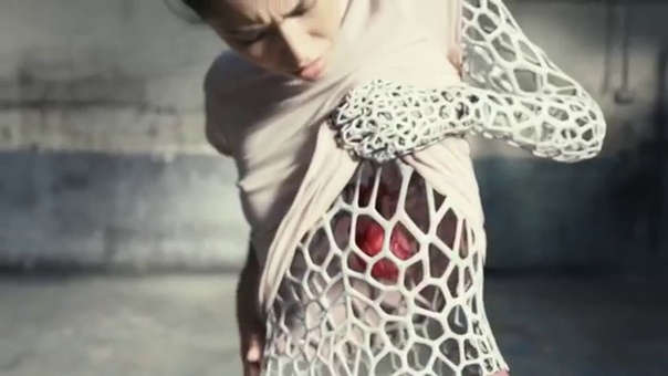 The Chemical Brothers Wide Open feat