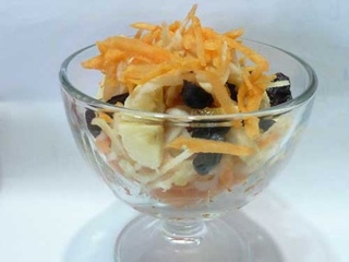 Как сделать вкусный салат из моркови с фруктами Carrot salad