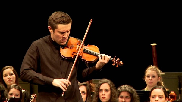 Tárrega Recuerdos de la Alhambra ( Roberto González,