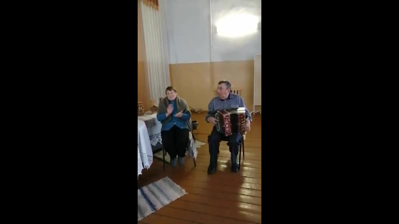 растяни гармонь пошире супруги Николаевы с.