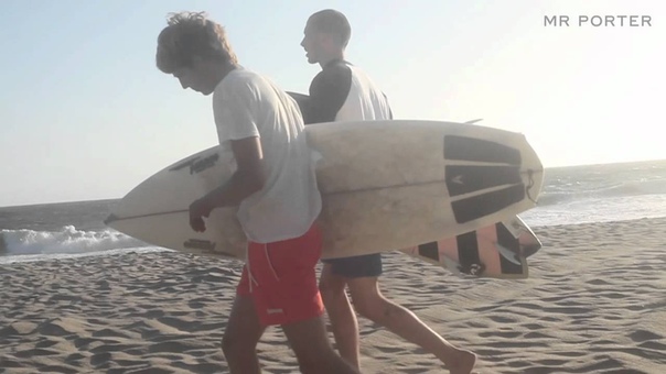 California Surfers The Look MR