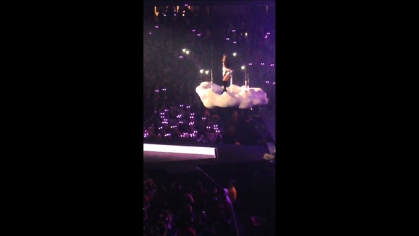 Ariana Grande Worcester,