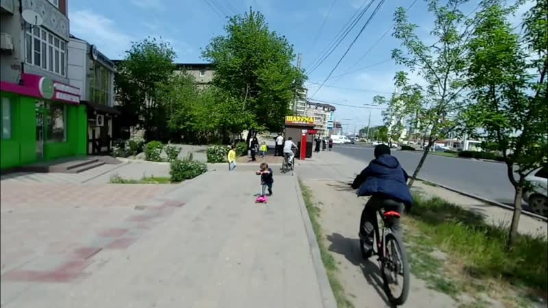 Walking Makhachkala. From Raduzhnaya Street to Atayev Street ( May 1,