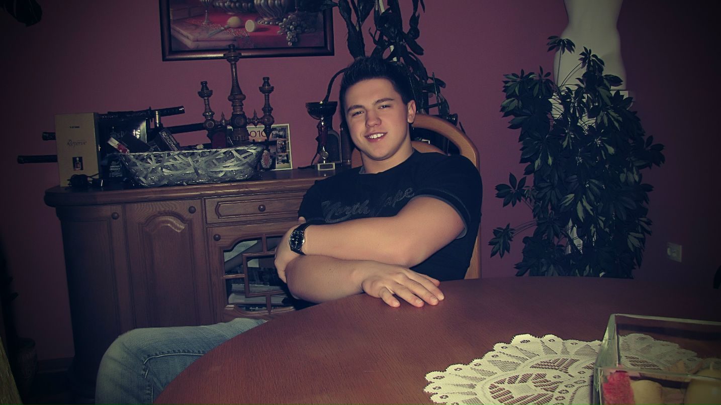 Ян Момлик Сергеевич | Warszawa