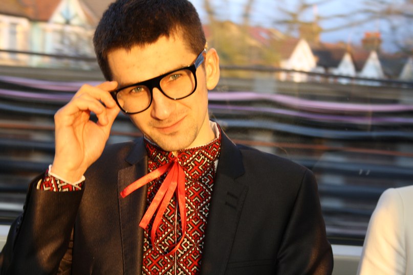 Богдан Щур | London