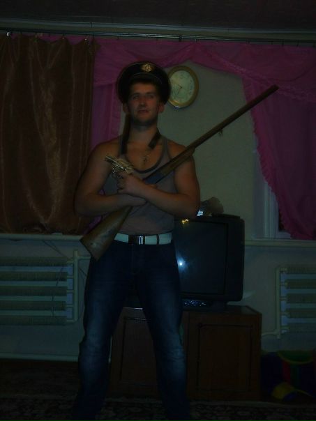 №15, Иван Плахотник №15, Иван Плахотник