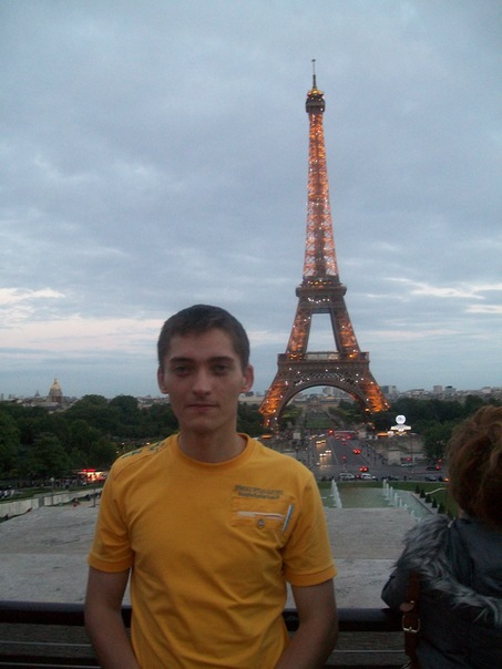 №10, Олег Сухов, Мариуполь №10, Олег Сухов, Мариуполь