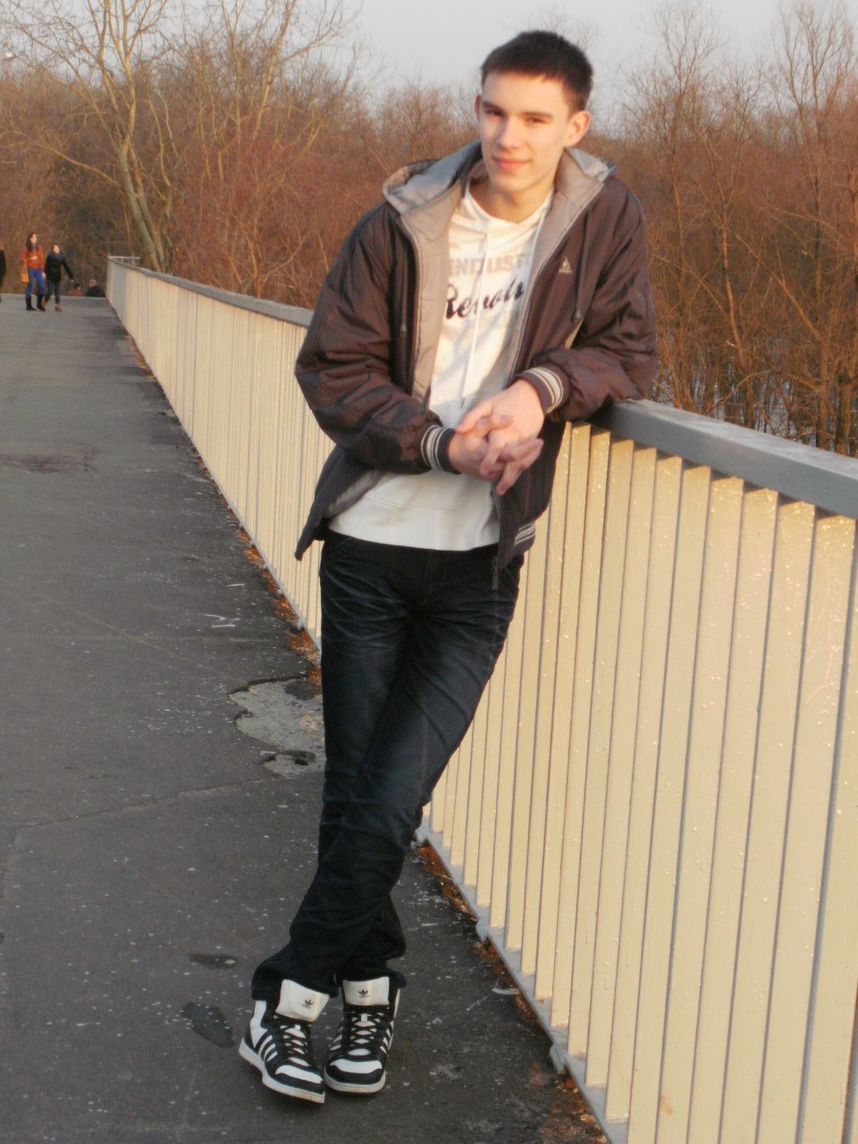 Артем Сухарков | 