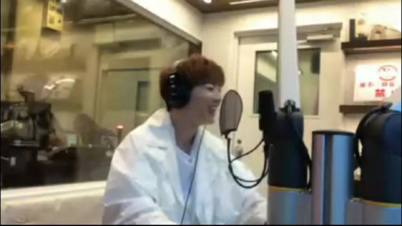 VK KEVIN (from U KISS) on radio LOVE FM music