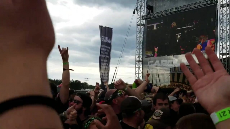 The Pretty Reckless Follow Me Down ( Carolina