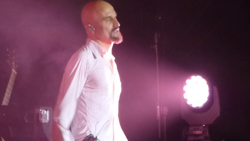 James Laid Live Venue Cymru Llandudno 16 5