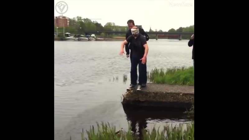 Попробуйте не