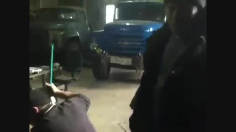 спасение оленя из замершей