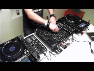 Sinisa Tamamovic & Mladen Tomich B2B - LIVE on  WMC Showcase
