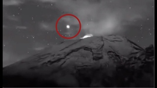 OVNI “EMERGE” DEL INTERIOR DEL VOLCÁN POPOCATEPÉTL.
