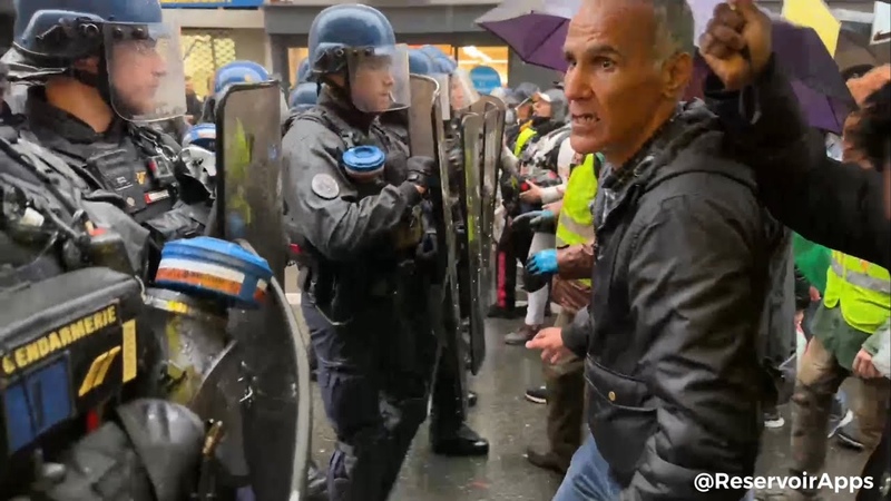 J ai pas à les calmer c est vous qui mettez la pression