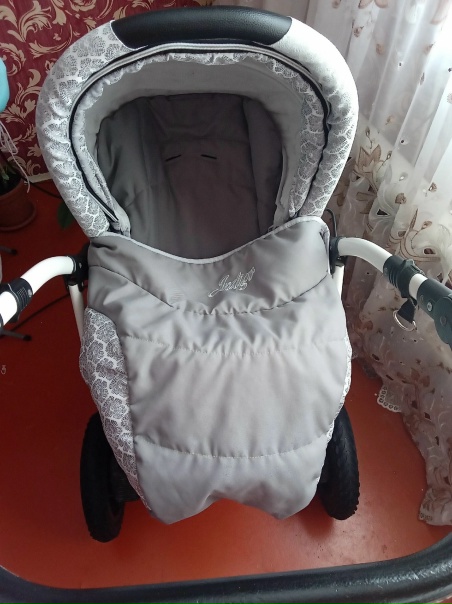 Продам коляску Indigo 2 в 1.3000 рублей без торга. 89228593649