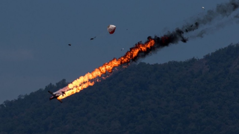 TOP AVIATION CRASHINGCAUGHT ON CAMERA