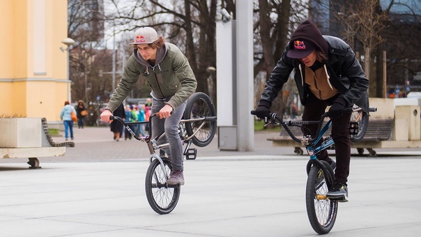 Daniel Dhers and Bert Ribul Ride the Streets of